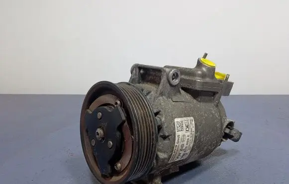 Volkswagen PASSAT CC Air conditioning (A/C) compressor (pump) 5N820803E