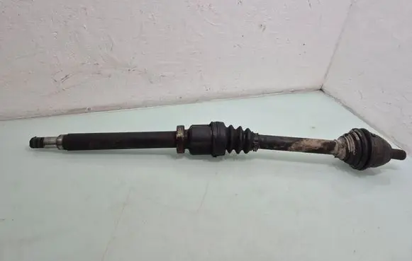 Volvo V50 Front driveshaft 