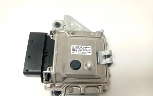 Mercedes-Benz C W205 Adblue control unit A0009009902