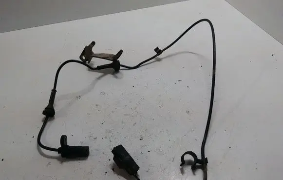Volvo V70 ABS brake wheel speed sensor 9496420 10071160113