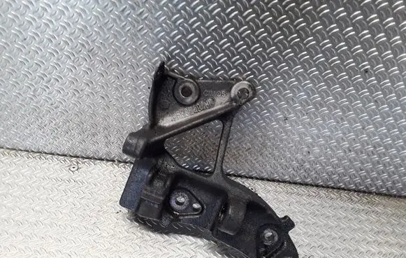 Peugeot 307 Generator/alternator bracket 9653249480