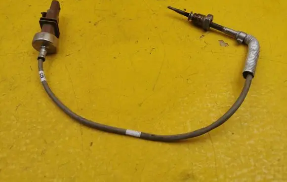 Volkswagen T-Roc Exhaust gas temperature sensor 06K919529D
