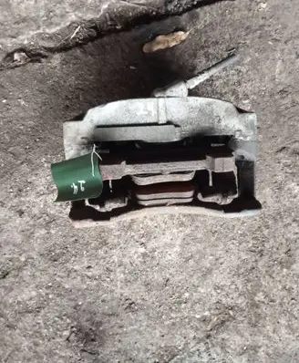 Volvo V40 Front brake caliper 976