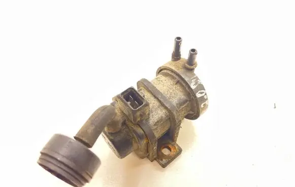 Opel Astra G Vacuum valve 