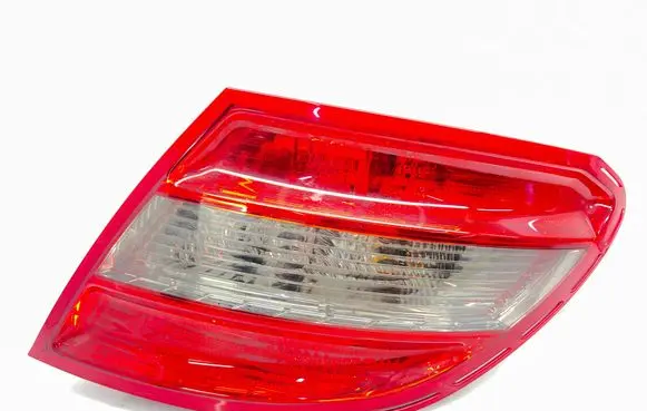 Rear/tail lights