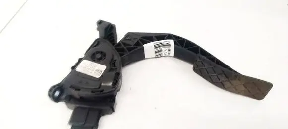 Audi A6 S6 C6 4F Accelerator throttle pedal 8K1723523 6PV00950501