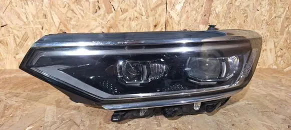 Volkswagen PASSAT B8 Headlight/headlamp 3G1941081P