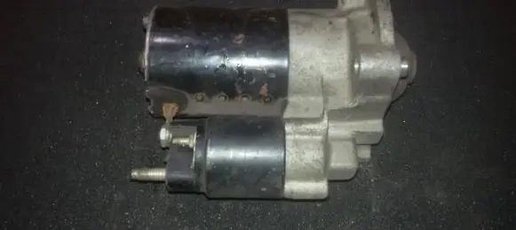Peugeot 307 Starter motor 1005821815