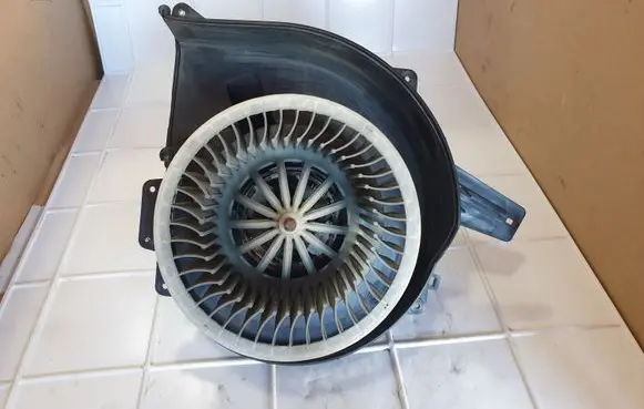Seat Ibiza III (6L) Heater fan/blower 6Q1820015C A1916