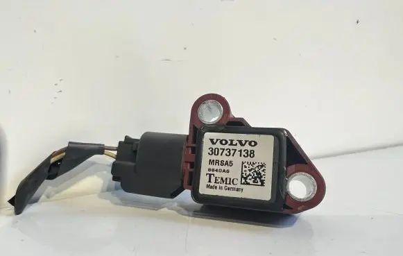 Volvo V50 Airbag deployment crash/impact sensor 8840A6 30737138 MRSA5