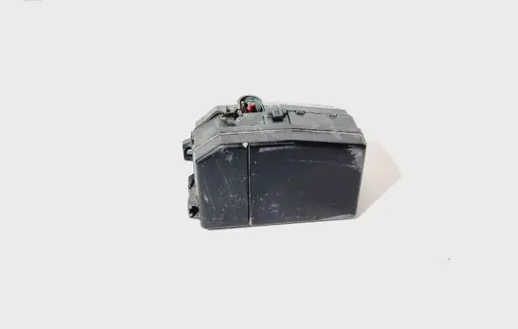 Ford Mondeo Mk III Fuse module 1S7T14A142AA 1S7T14A142 71543256