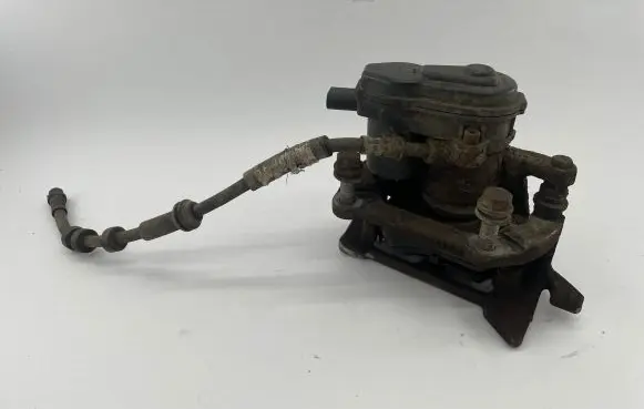 Audi A4 S4 B8 8K Rear brake caliper 8K0615403E