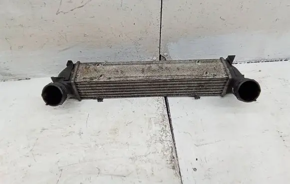 BMW 3 E90 E91 Intercooler radiator