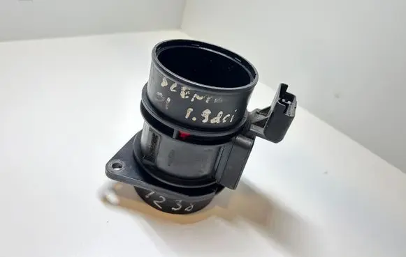 Renault Scenic I Mass air flow meter 7700109812
