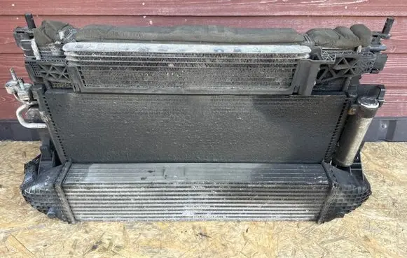 Ford Escape III Radiator set 
