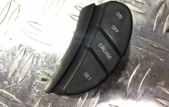 Chrysler Stratus II Cruise control switch 