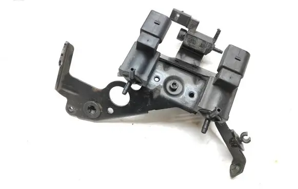 Volkswagen Touareg II Turbo solenoid valve 037906283C 72288000 10T126