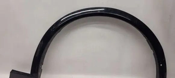 Ford Mustang V Front arch trim 