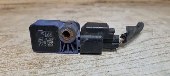 Volvo C30 Airbag deployment crash/impact sensor 31264410