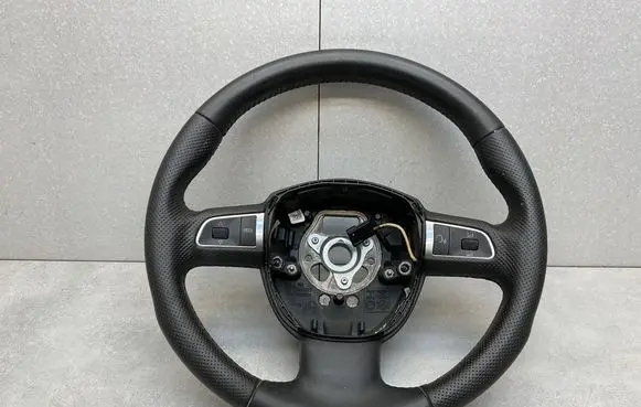 Audi A3 S3 8P Steering wheel 8R0419091F