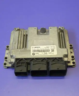Mini One - Cooper Coupe R56 Engine control unit/module 0261S04456 7588502 030210692