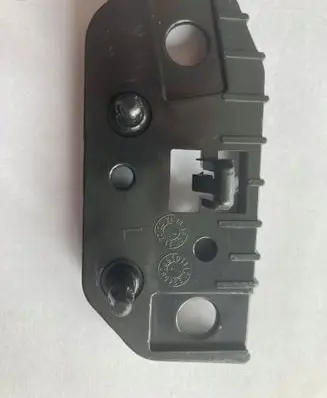 Ford Explorer Tail light bulb cover holder LB5B17D959AD