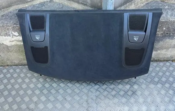 Porsche Taycan 9J1 Parcel shelf 9J1863401D 25052020 T111191