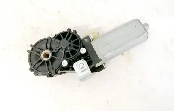 Subaru Forester SH Seat adjustment motor 0390201999