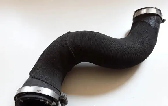 Audi Q5 SQ5 Intercooler hose/pipe 8R0145993C