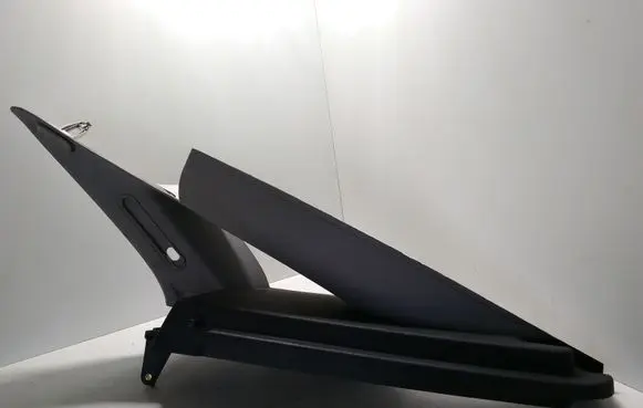 (D)pillar trim (top)