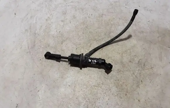 Clutch master cylinder