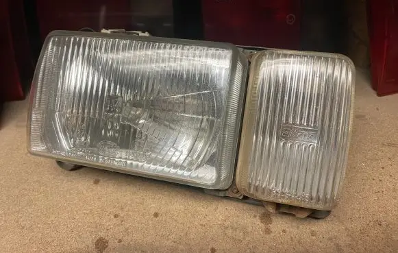 Volkswagen PASSAT B2 Headlight/headlamp 302124502 330941066