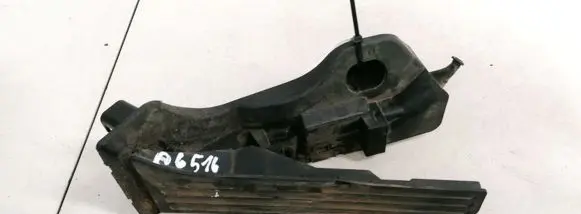Volkswagen Golf Plus Accelerator throttle pedal 1K1721503M 6PV008890-00