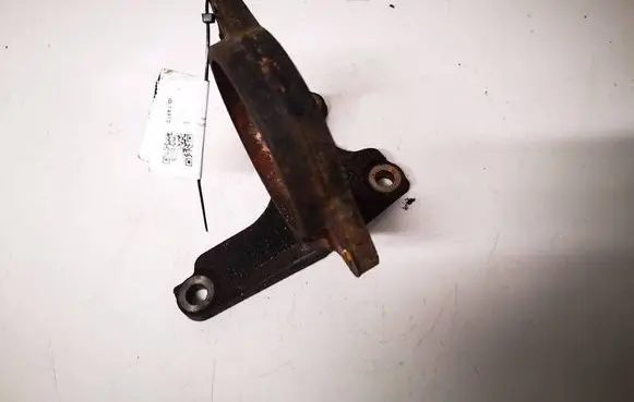 Toyota Avensis T270 Engine mounting bracket 5113Z12