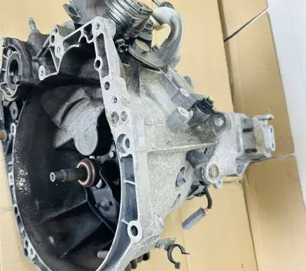 Peugeot Partner Manual 5 speed gearbox 20ET23 998808