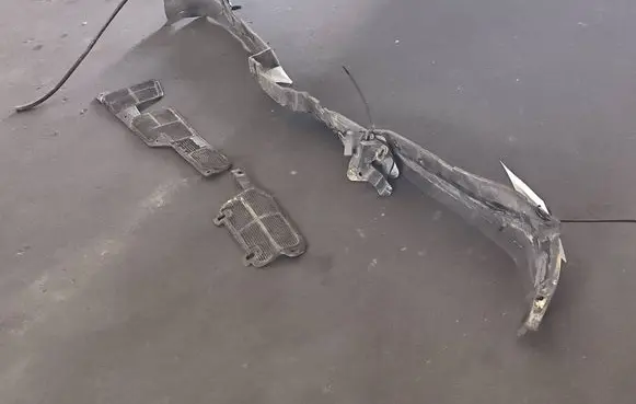Chevrolet Corvette Wiper trim