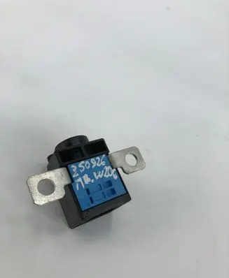 Mercedes-Benz C W206 Battery relay fuse A0009822904