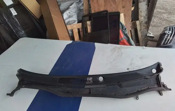 Lexus IS 220D-250-350 Wiper trim 5570853060 45620110800