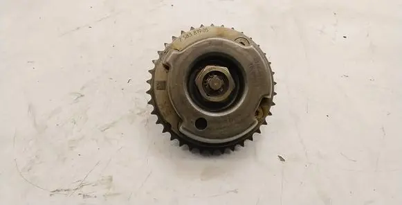 BMW 3 F30 F35 F31 Camshaft pulley/ VANOS 7583819 7583820 7598215