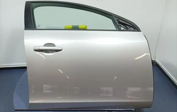 Volvo V60 Front door