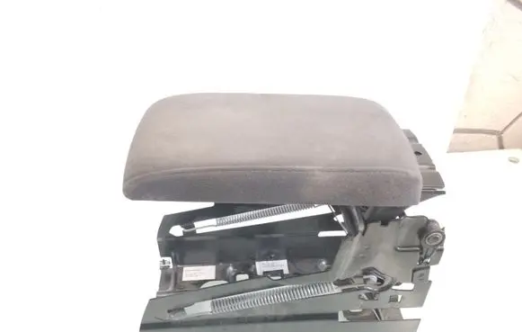 Volkswagen PASSAT B5.5 Armrest