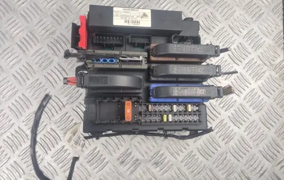 Opel Vectra C Fuse box set 532155009 09228740 0066365