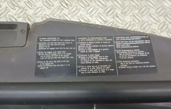 Toyota Corolla Verso E121 Parcel shelf