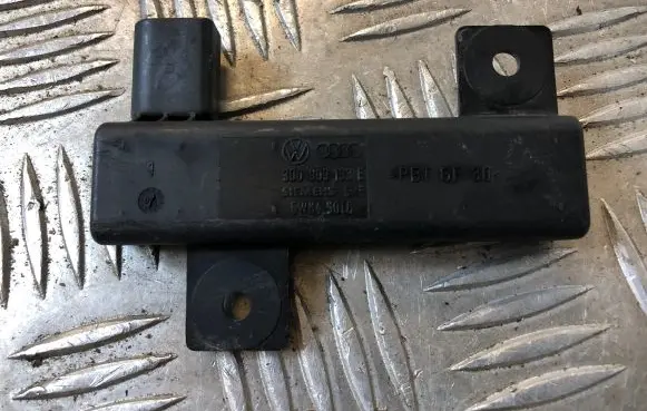 Volkswagen Touareg I Parking PDC sensor 3D0909133E 5WK45016