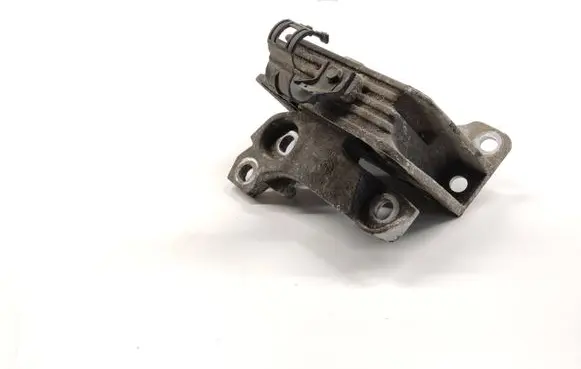Engine mount bracket