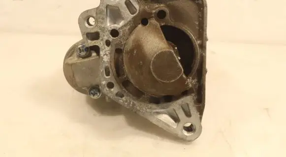 Renault Megane III Starter motor 8200665518