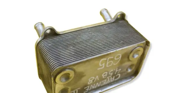 Porsche Cayenne (9PA) Engine oil radiator 695