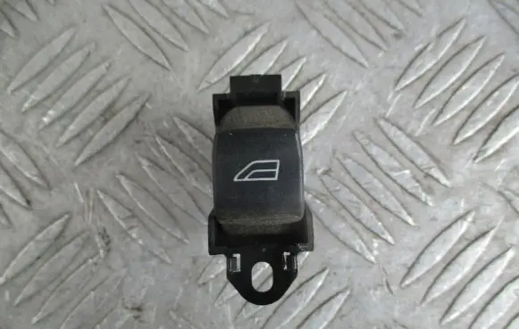 Volvo V50 Electric window control switch