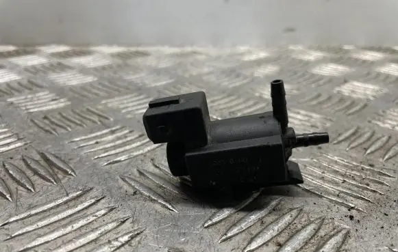 BMW 7 F01 F02 F03 F04 Turbo solenoid valve 7810831