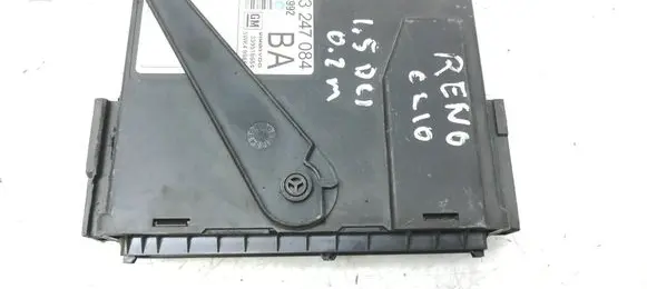 Opel Corsa C Door central lock control unit/module 13247084 5WK48665 330518684